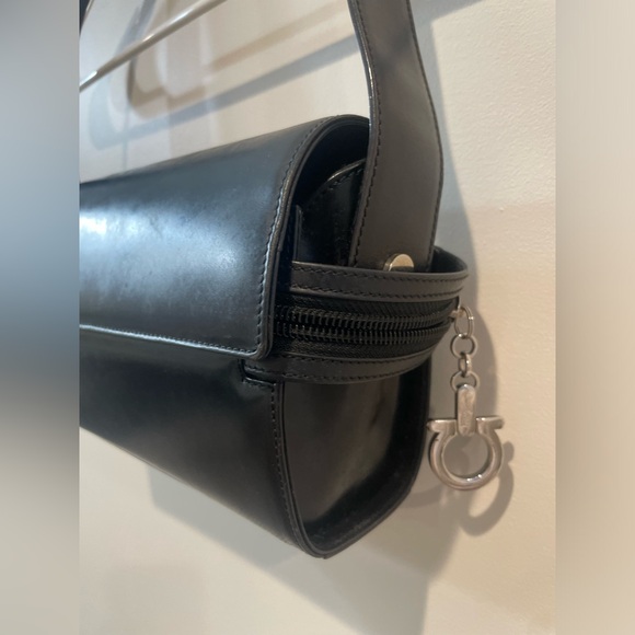 Ferragamo Vintage Y2K Rectangular Black Leather Trim Shoulder Bag - Picture 2 of 14